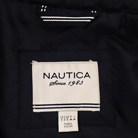 Nautica~Lightweight Warm Jacket / Like New / Host Pick - Picture 6 of 13